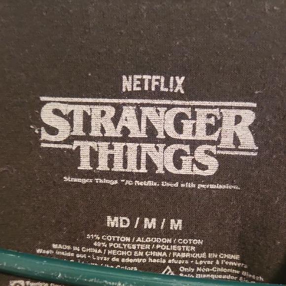 Stranger Things Black T-Shirt‎ - Picture 2 of 2